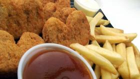 Роскачество обнаружило в наггетсах кишечную палочку и листерии